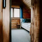 Alpstuga Lasschata - Domki W Gorach Jacuzzi & Sauna Zakopane