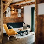 Alpehytte Lasschata - W Gorach Jacuzzi & Sauna *